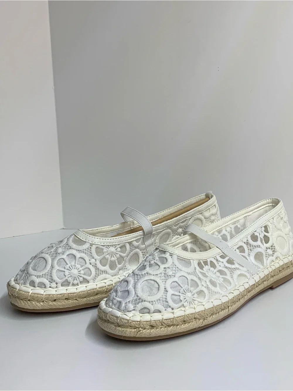 Women's White Lace Espadrille Flats